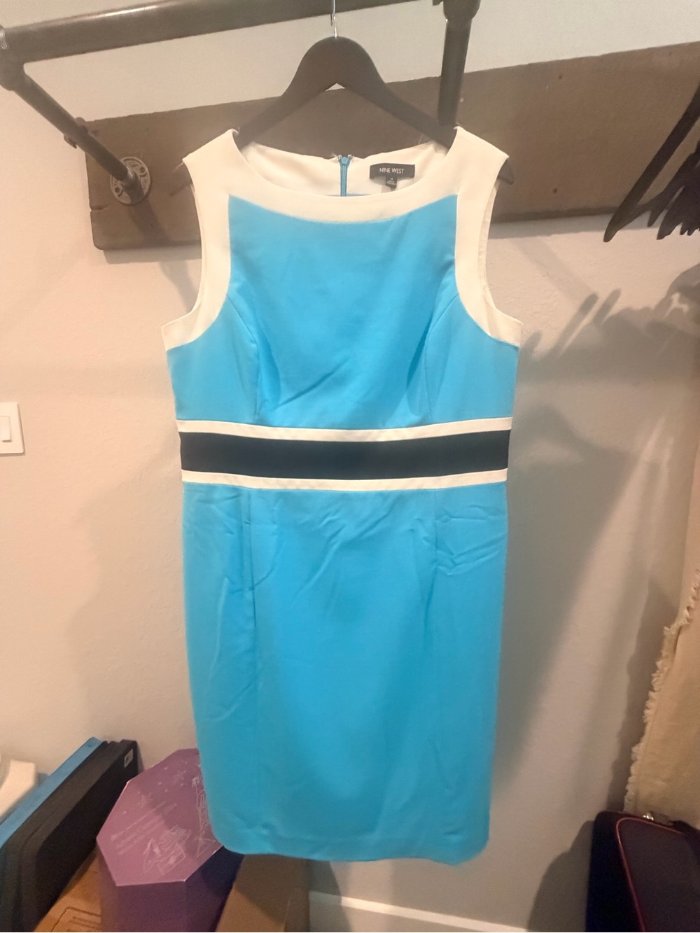Nine West Turquoise and White Sleeveless Sheath Dress with Black Waistband
